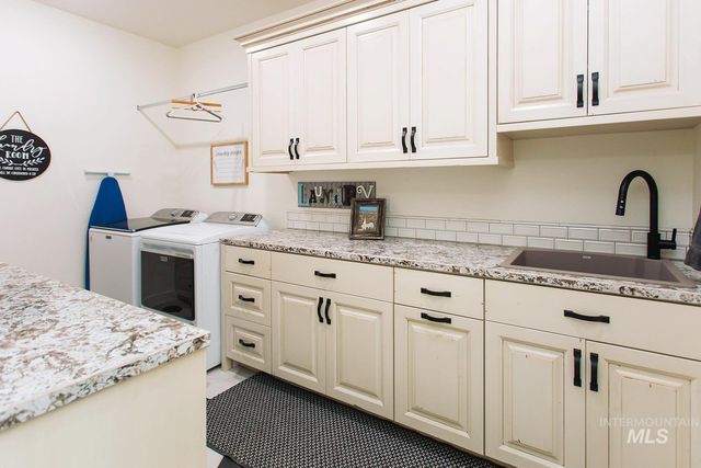 4089 N 2280 E, Filer, ID 83328