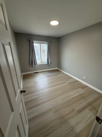 1010 Hayes Court 1010, Vernon Hills, IL 60061