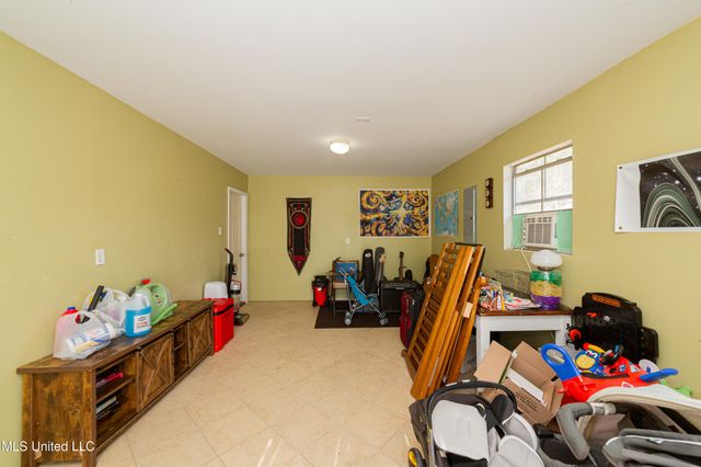 630 Edna Street, Waveland, MS 39576