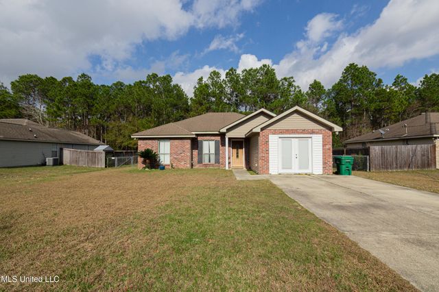 630 Edna Street, Waveland, MS 39576