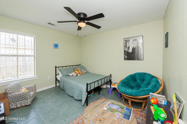 630 Edna Street, Waveland, MS 39576