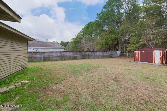 630 Edna Street, Waveland, MS 39576