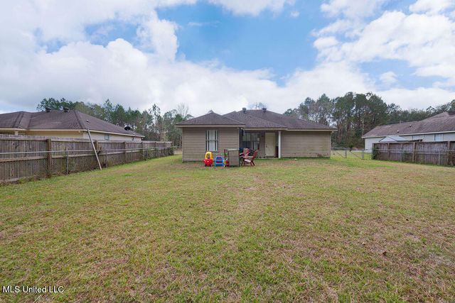 630 Edna Street, Waveland, MS 39576