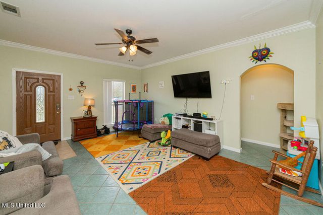 630 Edna Street, Waveland, MS 39576