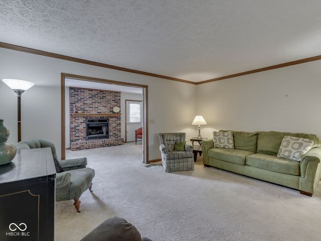 6407 Friendship Circle 15, Indianapolis, IN 46268