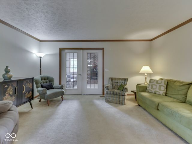 6407 Friendship Circle 15, Indianapolis, IN 46268