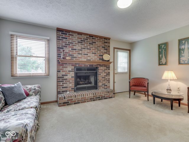 6407 Friendship Circle 15, Indianapolis, IN 46268