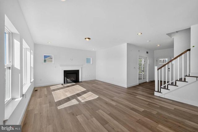 321 GREENWOOD RD, Spring Grove, PA 17362
