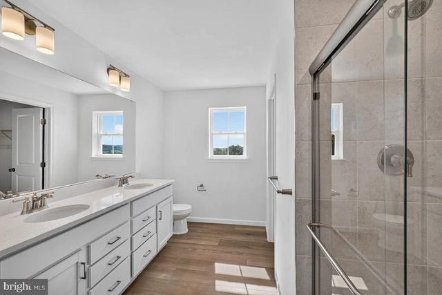 321 GREENWOOD RD, Spring Grove, PA 17362