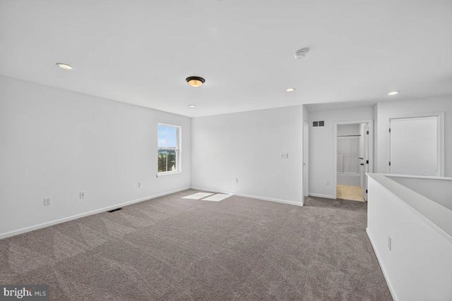 321 GREENWOOD RD, Spring Grove, PA 17362