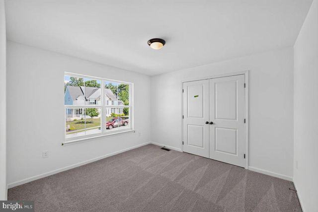 321 GREENWOOD RD, Spring Grove, PA 17362