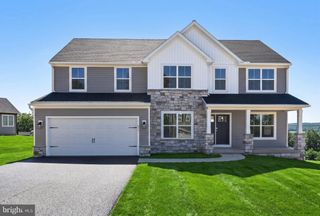 321 GREENWOOD RD, Spring Grove, PA 17362
