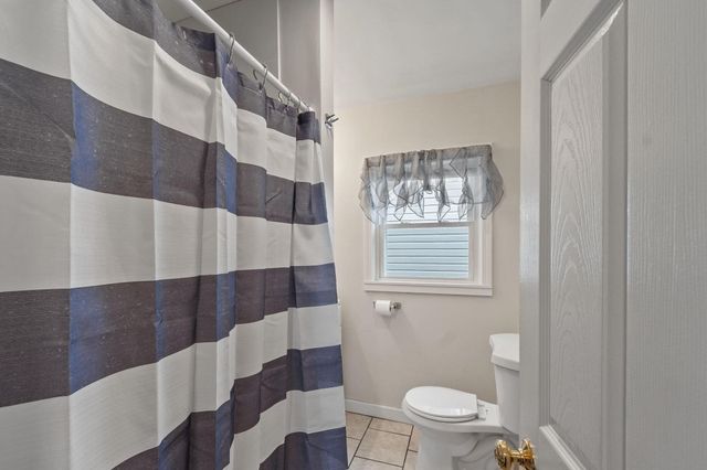 406 Lincoln St, Fitchburg, MA 01420