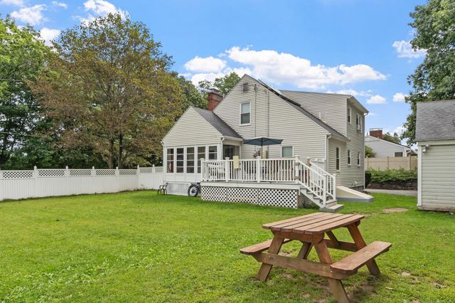 406 Lincoln St, Fitchburg, MA 01420
