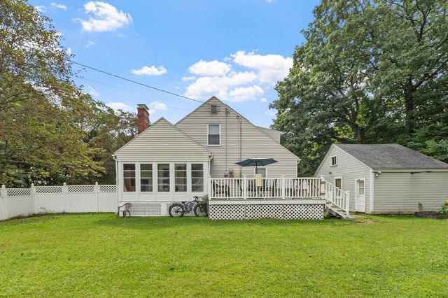 406 Lincoln St, Fitchburg, MA 01420