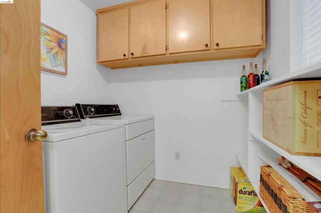 18996 Digger Pine St., Groveland, CA 95321