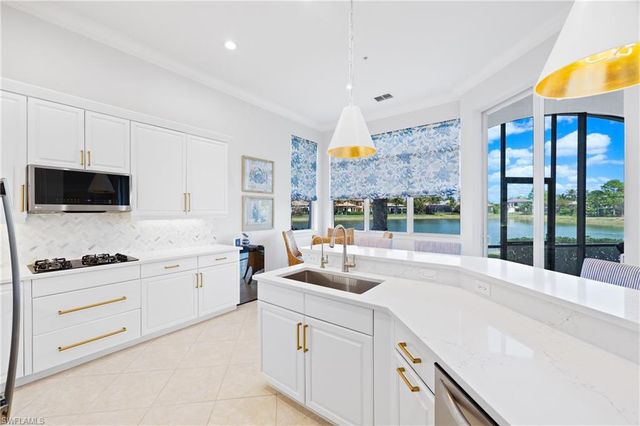 28571 Calabria CT 101, Naples, FL 34110