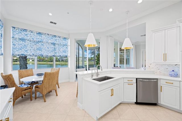 28571 Calabria CT 101, Naples, FL 34110