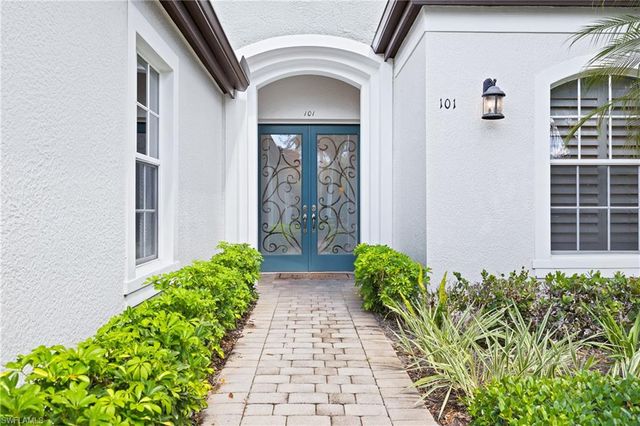 28571 Calabria CT 101, Naples, FL 34110