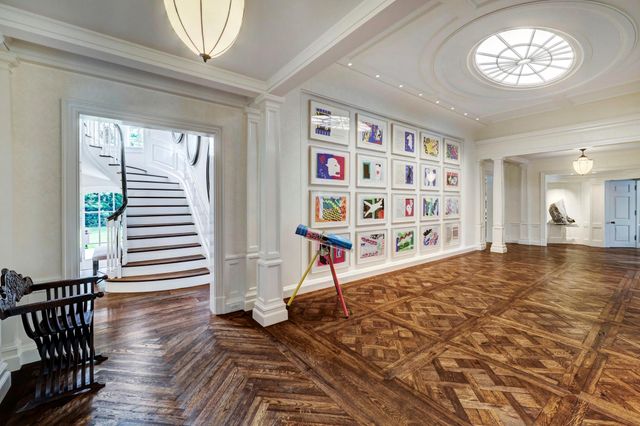 3 Briarwood Court, Houston, TX 77019