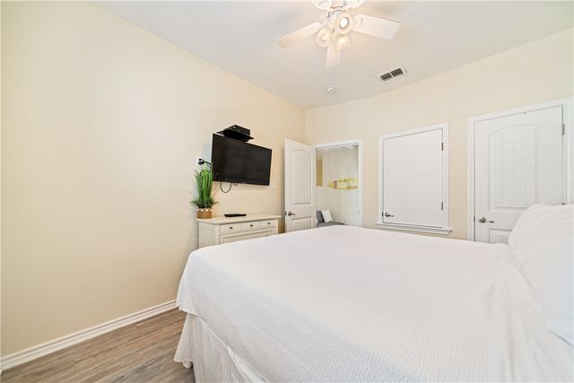 15206 Beach Way Dr, Corpus Christi, TX 78418