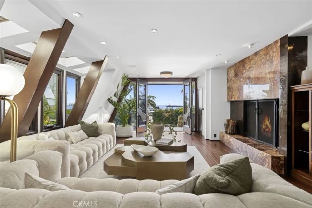 3150 Breakers, Corona Del Mar, CA 92625