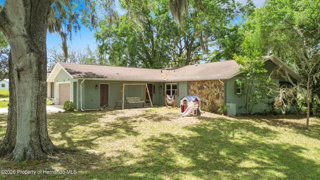 6497 Amber Ridge Circle, Brooksville, FL 34602