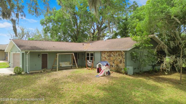 6497 Amber Ridge Circle, Brooksville, FL 34602