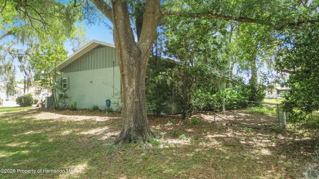 6497 Amber Ridge Circle, Brooksville, FL 34602