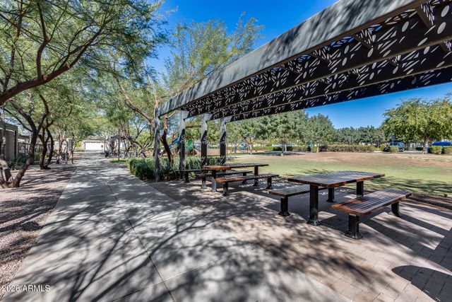 1912 W KINFIELD Trail, Phoenix, AZ 85085