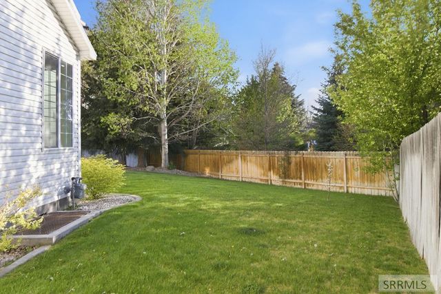 3560 Charleston Circle, Idaho Falls, ID 83404