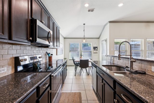5009 Texana Drive, Frisco, TX 75036