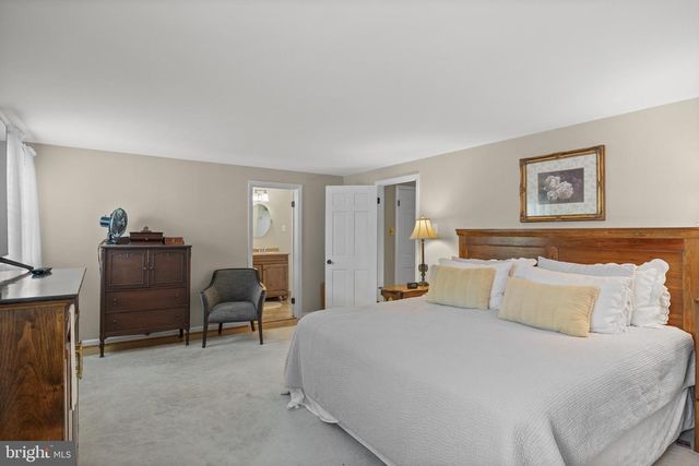 701 DECATUR DRIVE, Mount Laurel, NJ 08054