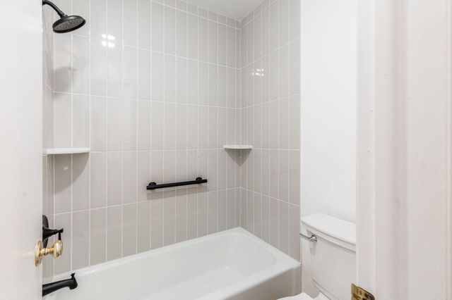 2850 Chateau Circle, 89, Upper Arlington, OH 43221