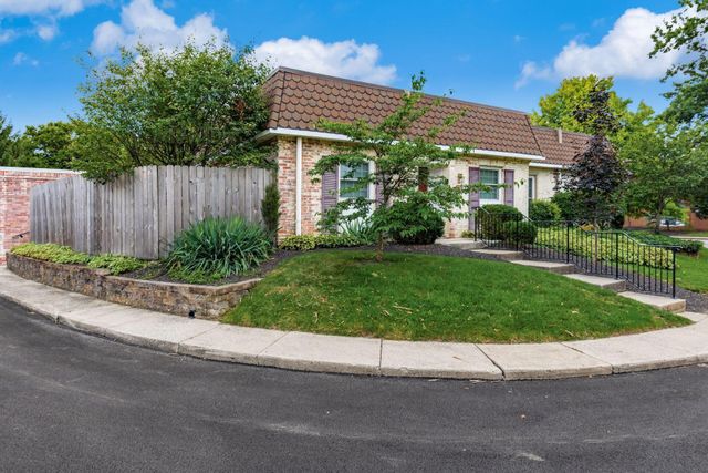 2850 Chateau Circle, 89, Upper Arlington, OH 43221