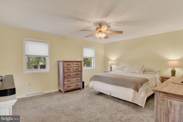 51 WHITE OAK BLVD, Mechanicsburg, PA 17050