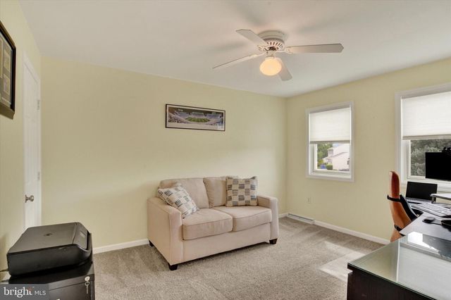 51 WHITE OAK BLVD, Mechanicsburg, PA 17050