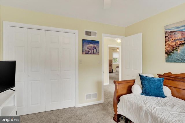 51 WHITE OAK BLVD, Mechanicsburg, PA 17050