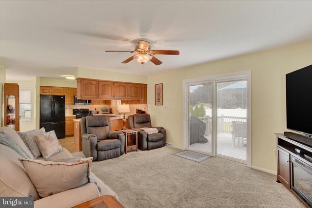 51 WHITE OAK BLVD, Mechanicsburg, PA 17050