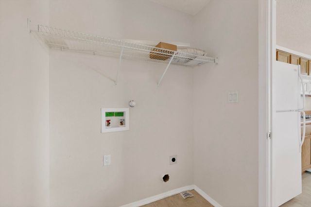 8300 Bluffs Edge Place NW, Albuquerque, NM 87120