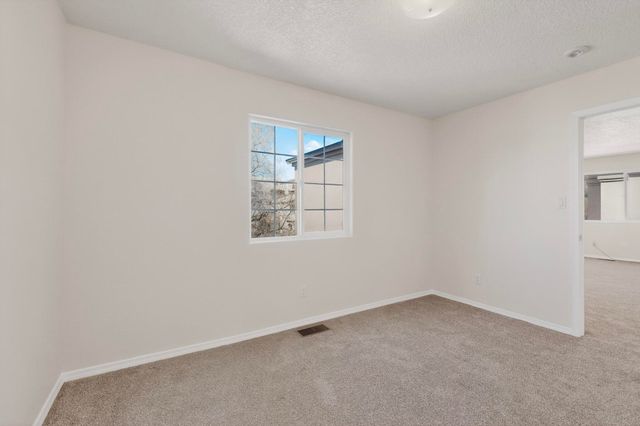 8300 Bluffs Edge Place NW, Albuquerque, NM 87120