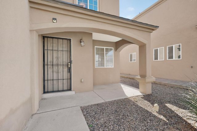 8300 Bluffs Edge Place NW, Albuquerque, NM 87120