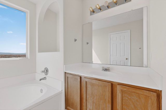 8300 Bluffs Edge Place NW, Albuquerque, NM 87120