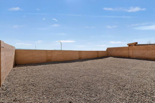 8300 Bluffs Edge Place NW, Albuquerque, NM 87120