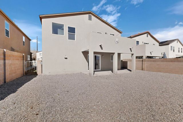 8300 Bluffs Edge Place NW, Albuquerque, NM 87120