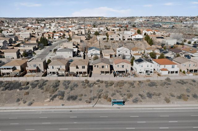 8300 Bluffs Edge Place NW, Albuquerque, NM 87120