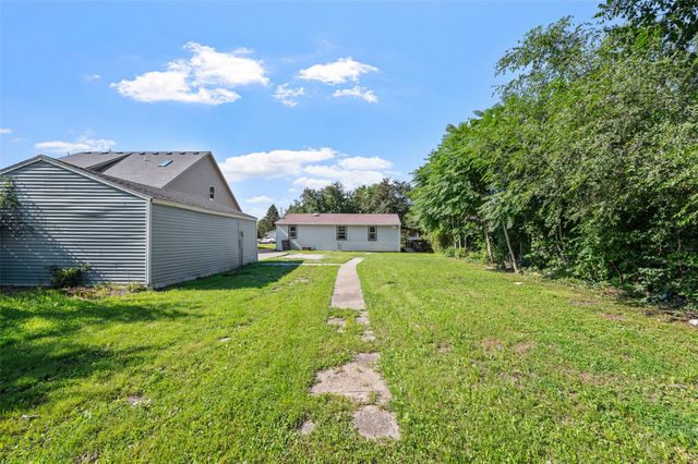 607 Cummins Road, Des Moines, IA 50315
