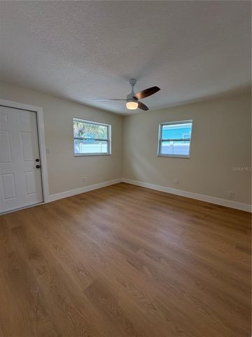 152 175TH TERRACE DRIVE E B, Redington Shores, FL 33708