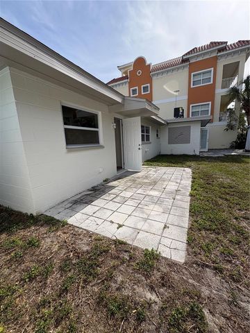 152 175TH TERRACE DRIVE E B, Redington Shores, FL 33708