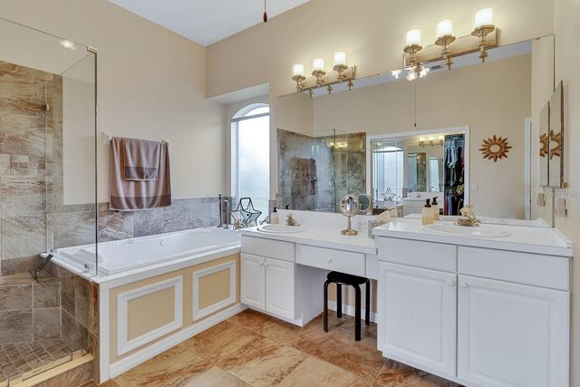 13903 BLUEWATER CIRCLE, Orlando, FL 32828
